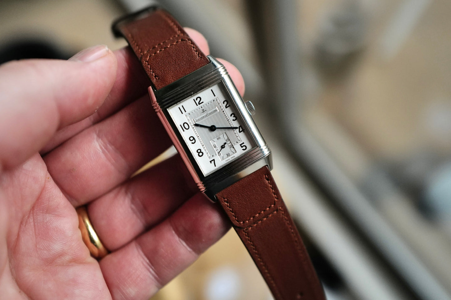 Reverso style strap in fauve baranil leather