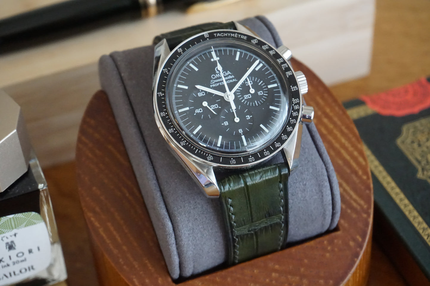 Crocodile leather in patinaed deep green watch strap.