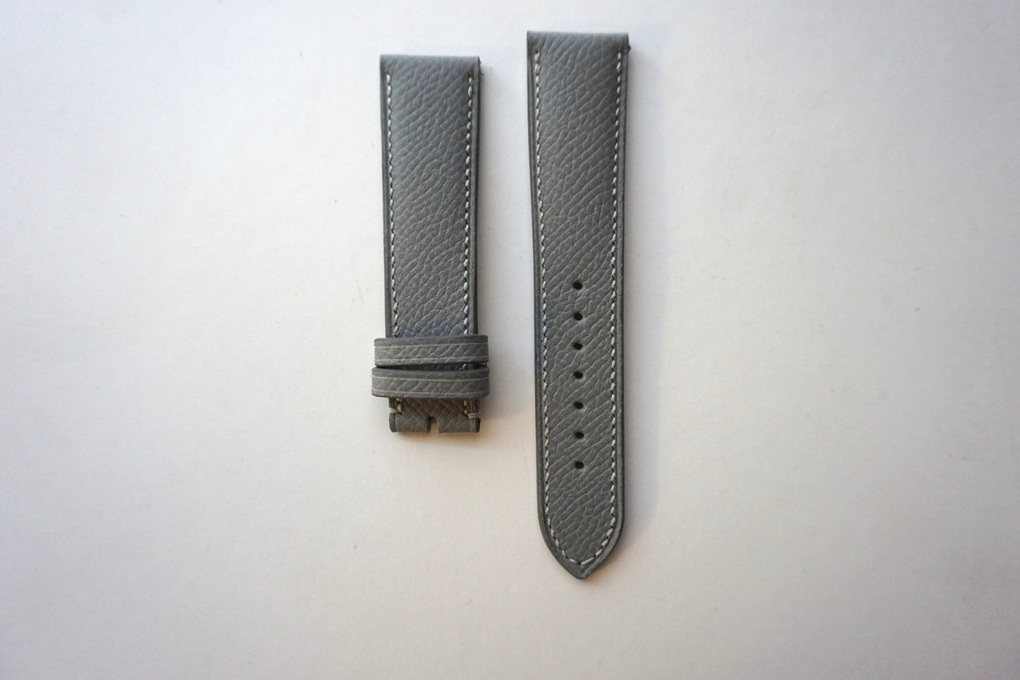 Epsom in light grey watch strap